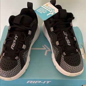NIB Rip It Women Size 9 Future Volleyball Shoe Black & Gray White Sole